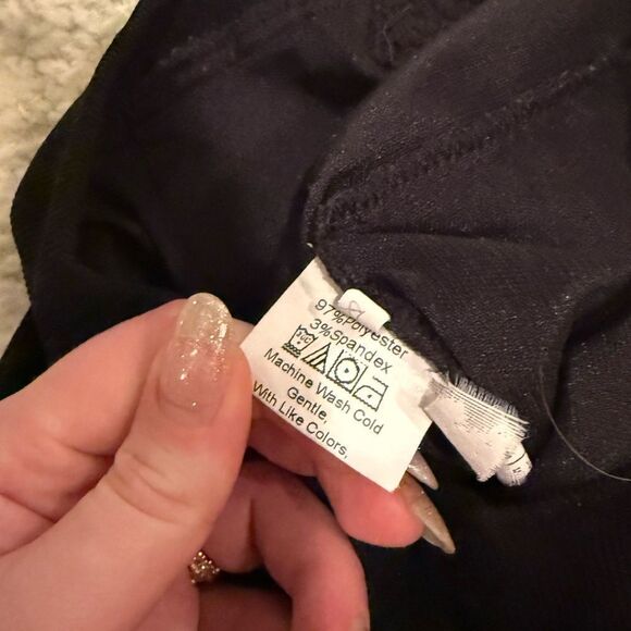 Black SHEIN corduroy pants - Picture 6 of 9